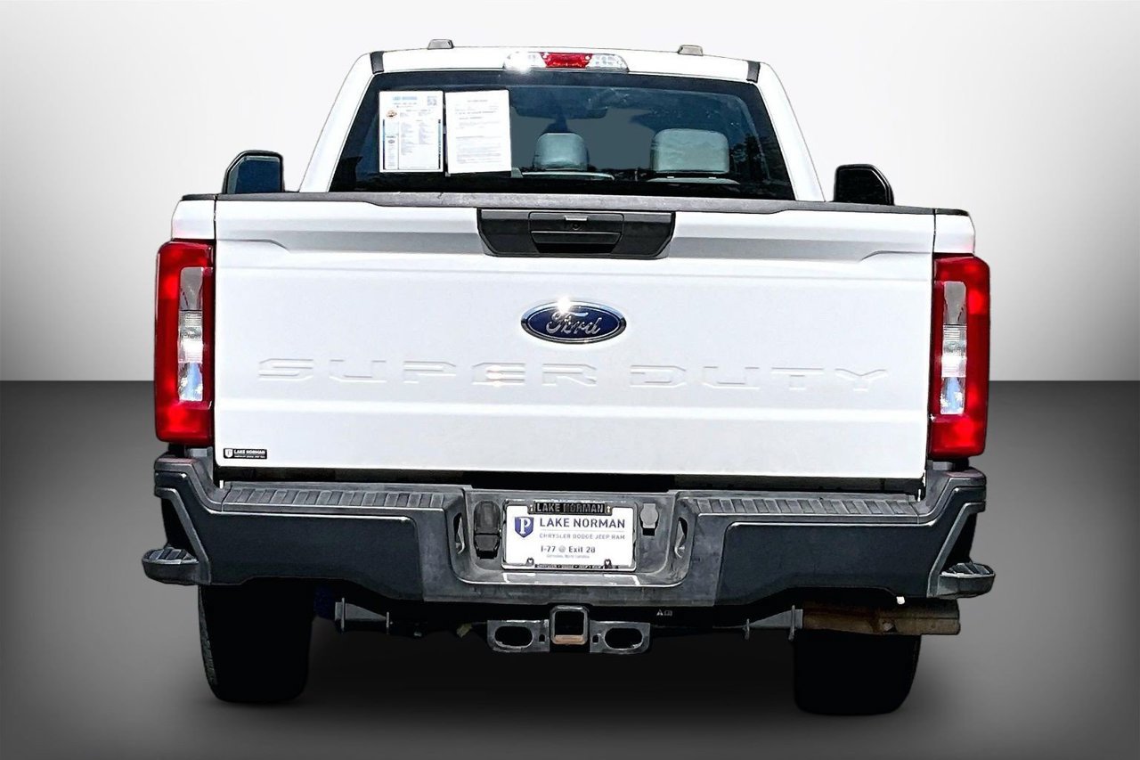 Used 2023 Ford F250 XL RWD image 7