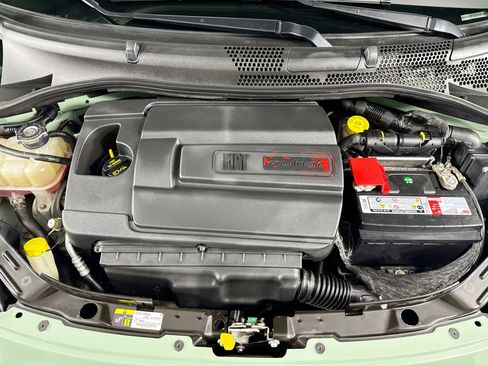 Used 2015 FIAT 500 Sport image 12