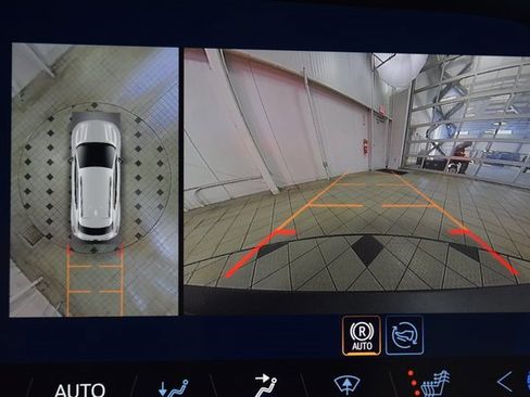 New 2026 Chevrolet Equinox EV LT image 47