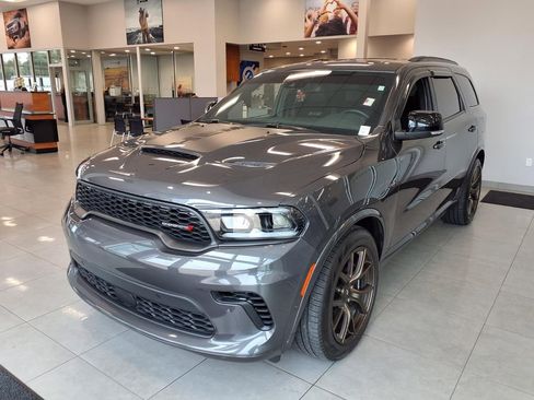 Used 2025 Dodge Durango R/T AWD/4WD image 2