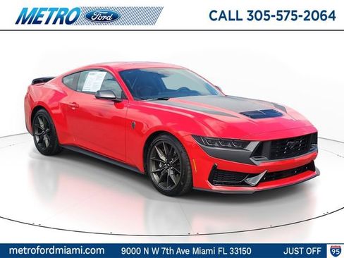 Used 2025 Ford Mustang Dark Horse image 1