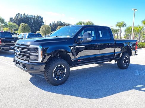 New 2026 Ford F250 Platinum w/ Tremor Off-Road Package image 4