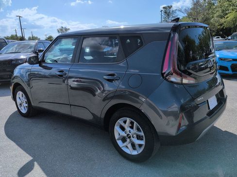 Used 2024 Kia Soul LX w/ Option Group 015 image 7