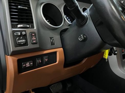 Used 2013 Toyota Tundra Platinum AWD/4WD image 15