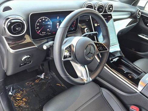 Certified 2026 Mercedes-Benz GLC 300 image 10