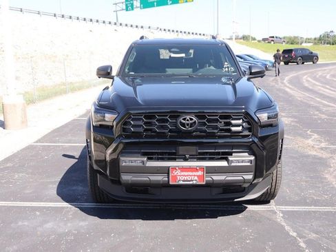 New 2026 Toyota 4Runner TRD Off-Road Premium AWD/4WD image 3