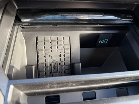 New 2026 Ford F350 Lariat w/ Black Appearance Package image 23