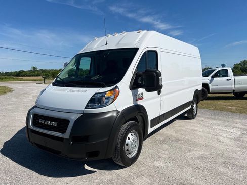 Used 2021 RAM ProMaster 2500 FWD image 2