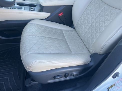 Used 2023 Nissan Murano Platinum w/ Cargo Package image 7