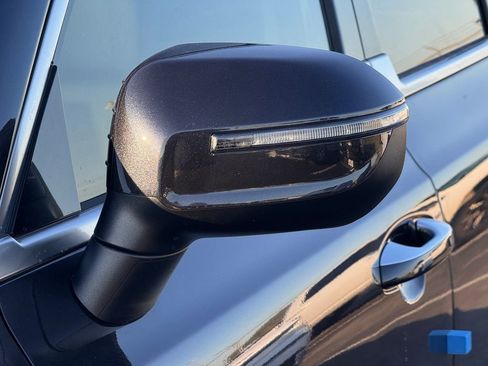 New 2025 Kia Telluride S image 11