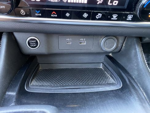 Used 2021 Nissan Rogue SL w/ Premium Package image 38