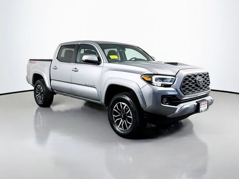 Used 2023 Toyota Tacoma TRD Sport AWD/4WD image 10