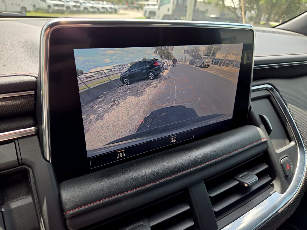 Used 2021 Chevrolet Suburban RST RWD image 33