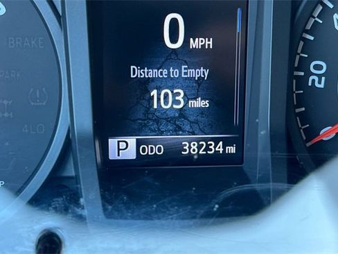 Used 2023 Toyota Tacoma SR image 28