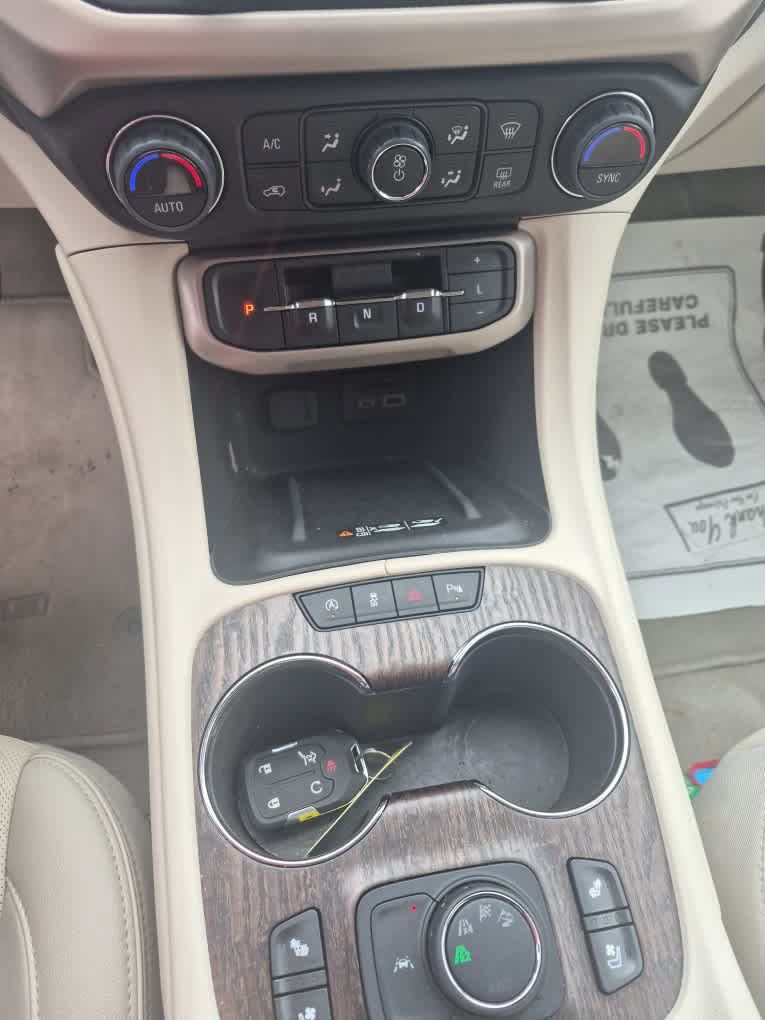 Used 2023 GMC Acadia Denali AWD/4WD image 12