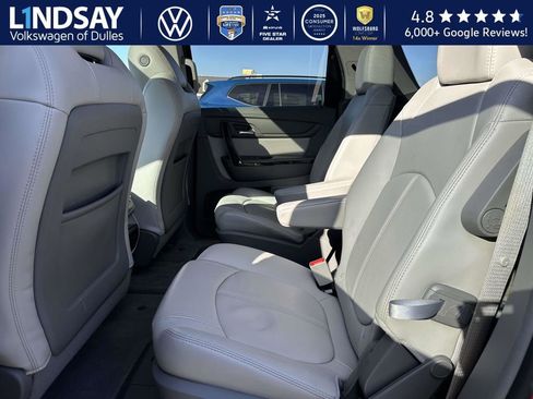 Used 2016 GMC Acadia SLT image 15