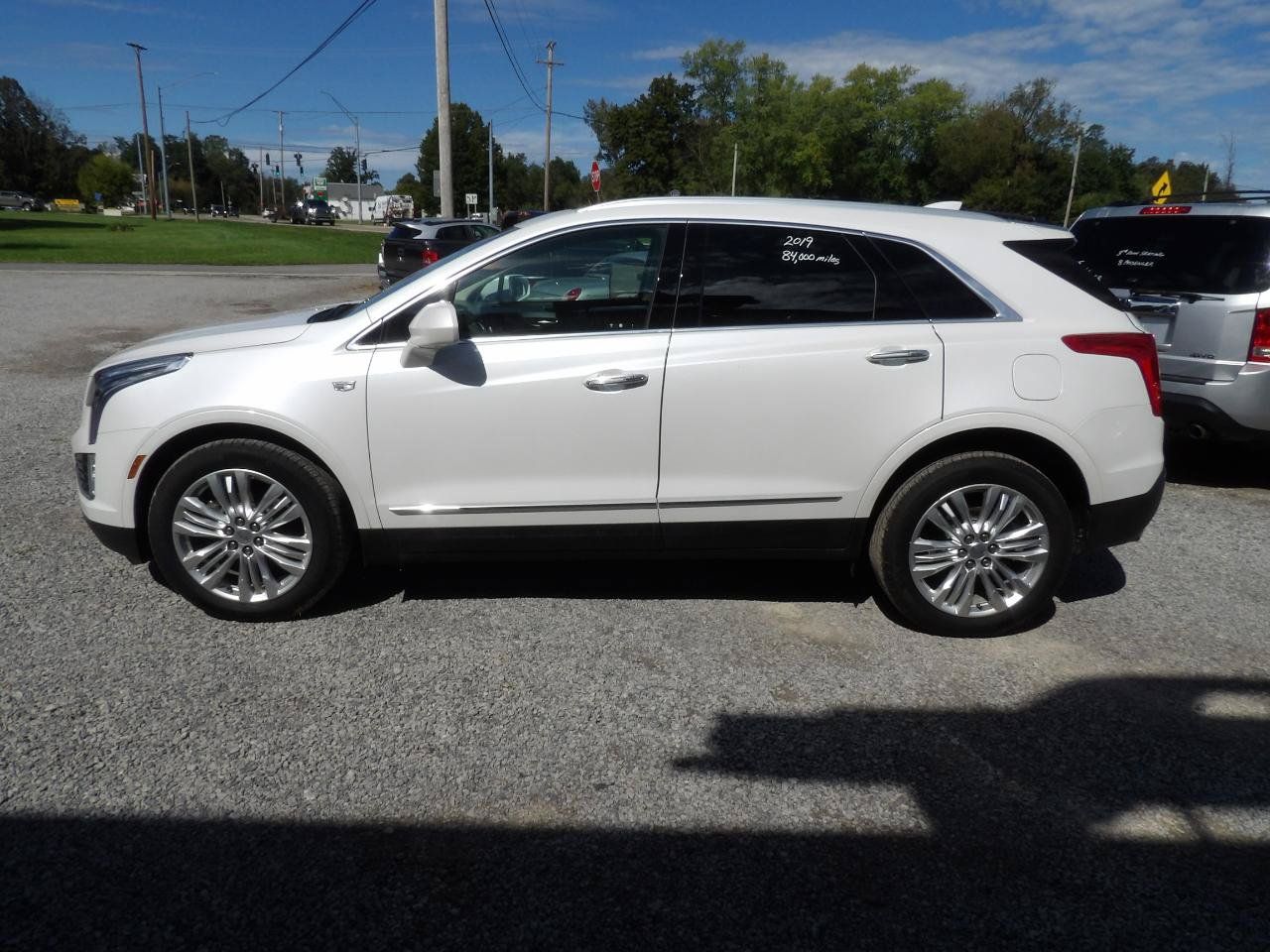 Used 2019 Cadillac XT5 Premium Luxury FWD image 3