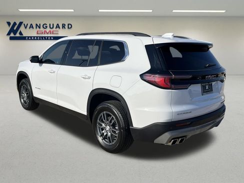Used 2025 GMC Acadia Elevation image 3