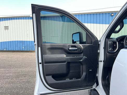 Certified 2022 GMC Sierra 3500 AT4 w/ AT4 Preferred Package AWD/4WD image 29