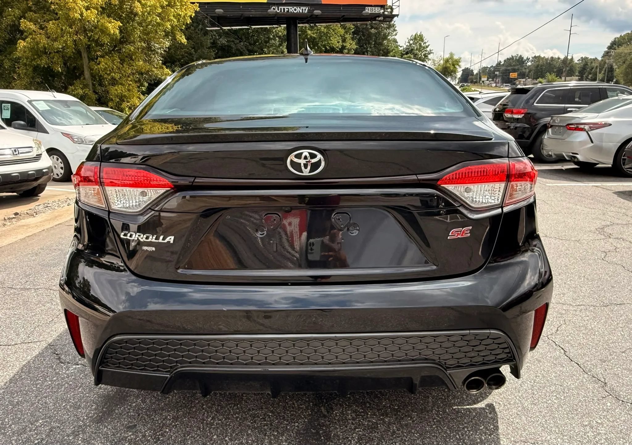 Used 2021 Toyota Corolla SE FWD image 5