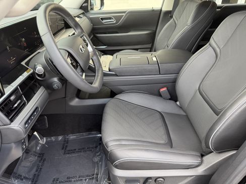 Certified 2026 INFINITI QX80 Luxe w/ Cargo Package RWD image 25