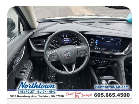 Used 2022 Buick Envision Essence w/ Technology Package I image 17