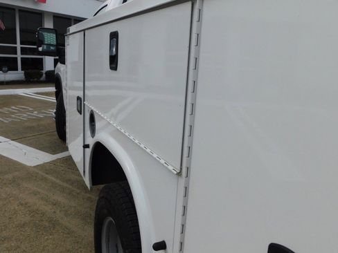 Used 2021 Chevrolet Silverado 3500 W/T w/ WT Fleet Convenience Package image 13