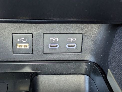 Used 2025 Toyota Camry LE image 21