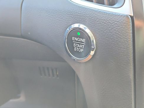 Used 2024 Ford Edge SEL AWD/4WD image 32