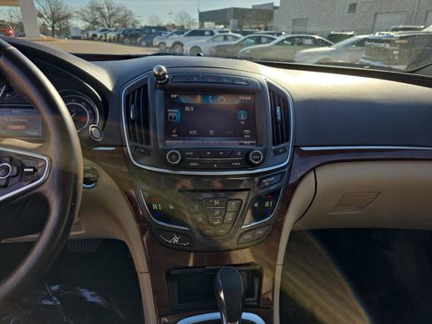 Used 2015 Buick Regal Premium image 20