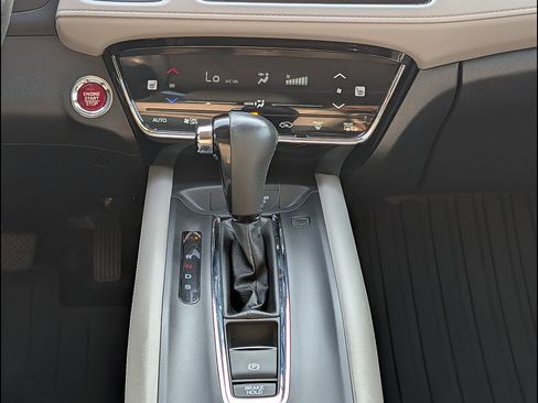 Used 2017 Honda HR-V EX-L image 22