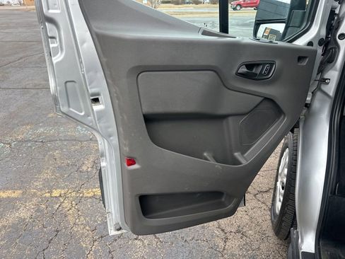 Used 2022 Ford Transit 350 XLT image 22