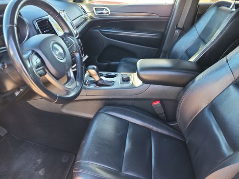 Used 2019 Jeep Grand Cherokee Limited image 7