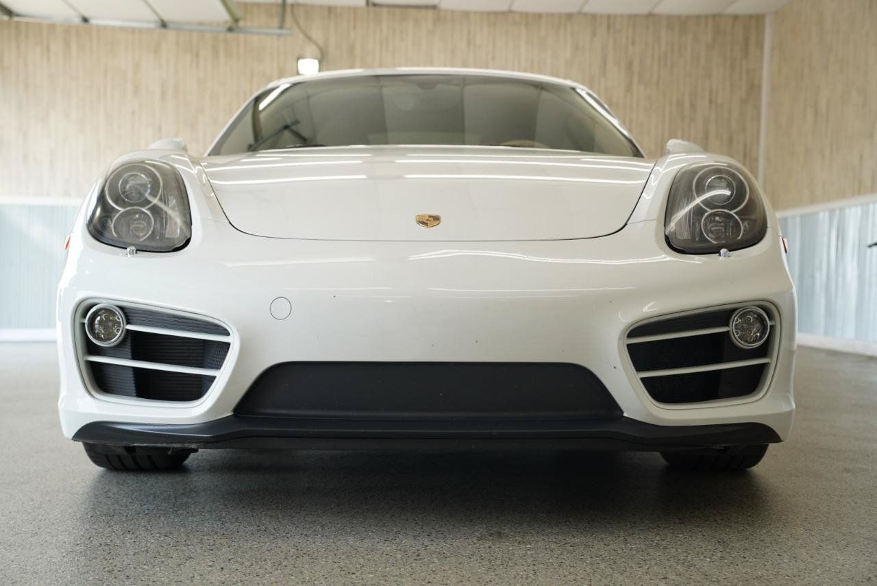 Used 2014 Porsche Cayman RWD image 3
