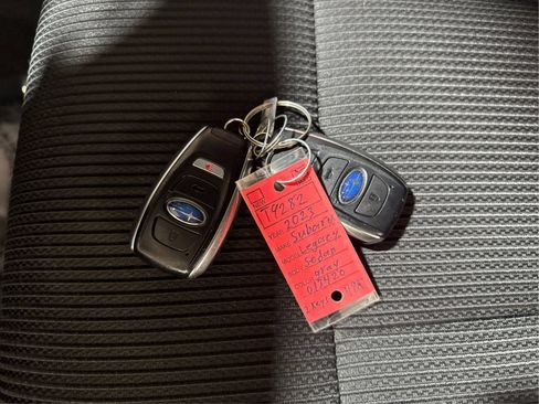 Used 2023 Subaru Legacy Premium AWD/4WD image 31