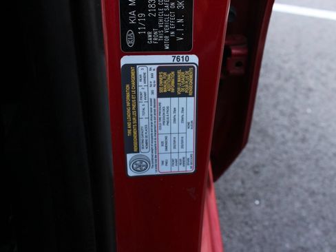 Used 2020 Kia Forte LXS FWD image 36