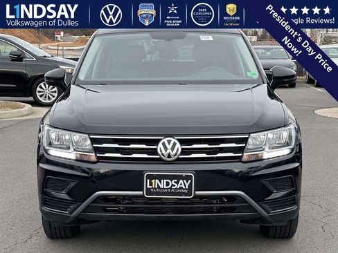 Used 2020 Volkswagen Tiguan SE image 2