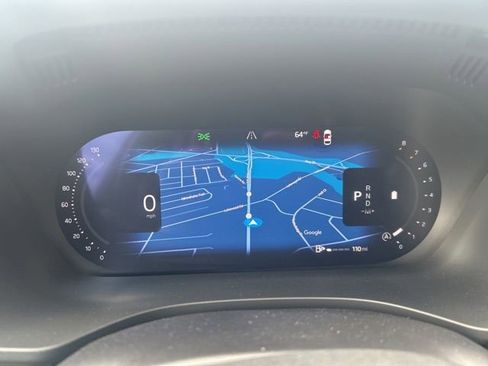 Certified 2025 Volvo XC60 B5 Plus AWD/4WD image 20