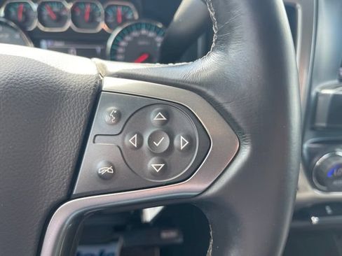 Used 2018 Chevrolet Silverado 1500 LT w/ Midnight Edition AWD/4WD image 7
