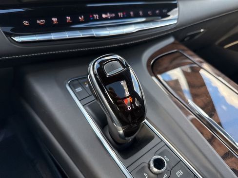 Used 2021 Cadillac Escalade ESV Sport Platinum w/ LPO, ONYX Package image 19