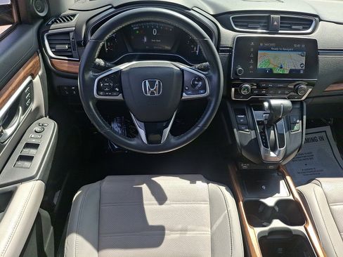 Used 2020 Honda CR-V Touring image 11
