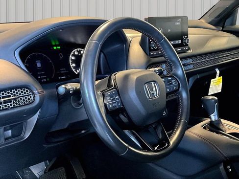 Used 2025 Honda HR-V Sport image 4