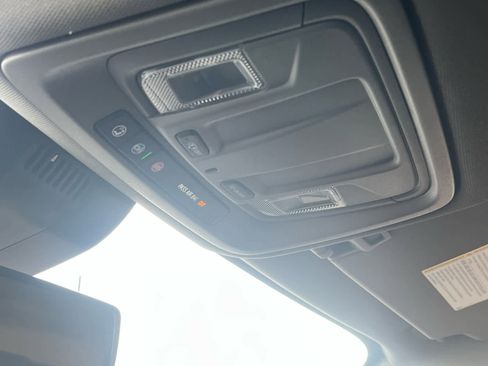 Used 2024 Chevrolet Silverado 2500 Custom image 20