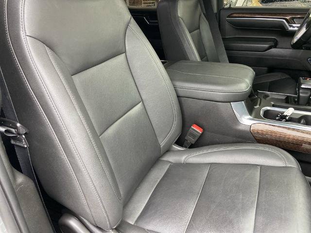 Used 2024 GMC Sierra 1500 Elevation w/ Elevation Premium Package AWD/4WD image 23