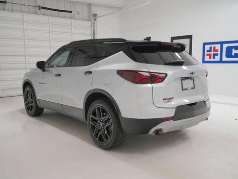 Used 2022 Chevrolet Blazer LT w/ Redline Edition FWD image 8
