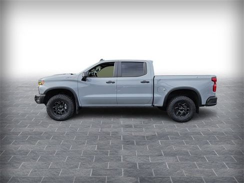 Used 2024 Chevrolet Silverado 1500 ZR2 w/ ZR2 Bison Edition image 2