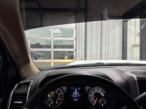 Used 2020 RAM 2500 Big Horn AWD/4WD image 7