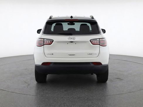 Used 2025 Jeep Compass Limited AWD/4WD image 7