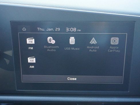 Used 2023 Kia Niro LX image 43