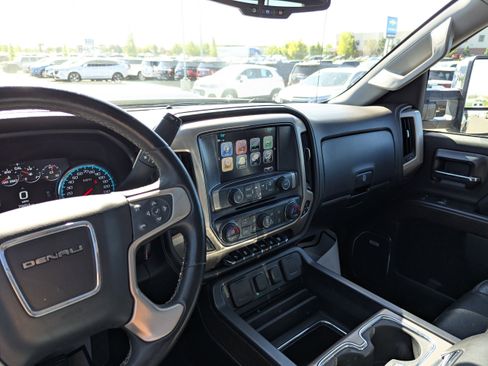 Used 2019 GMC Sierra 3500 Denali w/ Duramax Plus Package AWD/4WD image 21